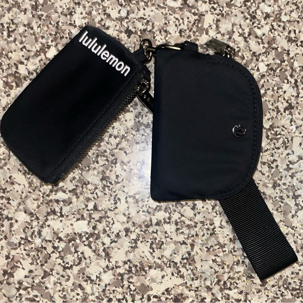 Lululemon dual pouch